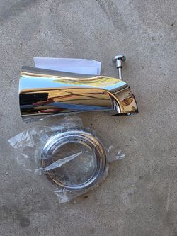 Chrome tub spout