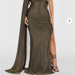 Gold Dress With Cape Size L