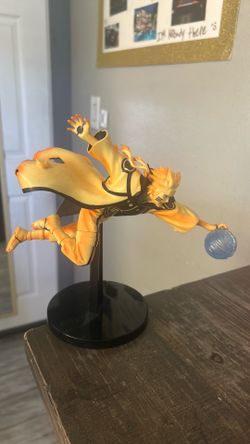 Naruto figure