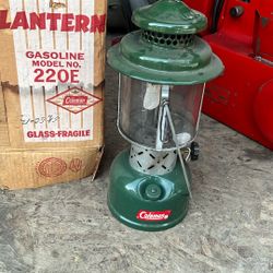 Antique Coleman Lantern 