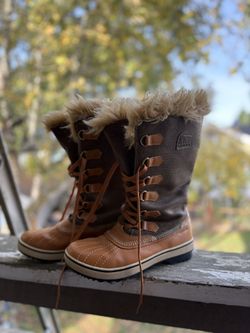 Sorel Snow Boots