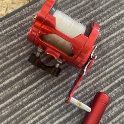 Vintage Accuplates Accurate 4/0 Accuframe Fishing Reel Red with red handle  for Sale in Chino, CA - OfferUp