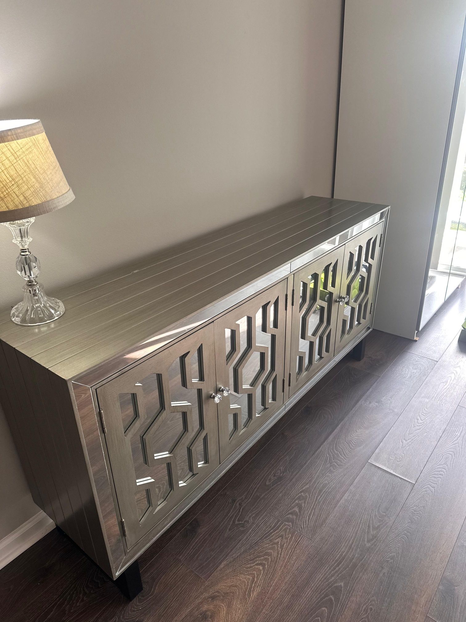 Living Room Chic Enclosed Dresser/Cabinets