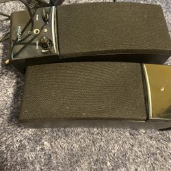 Insignia Wired Speaker