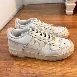 Nike Air Force 1 white trainers shoes