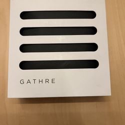 Like New- Gathre High Chair Mat 
