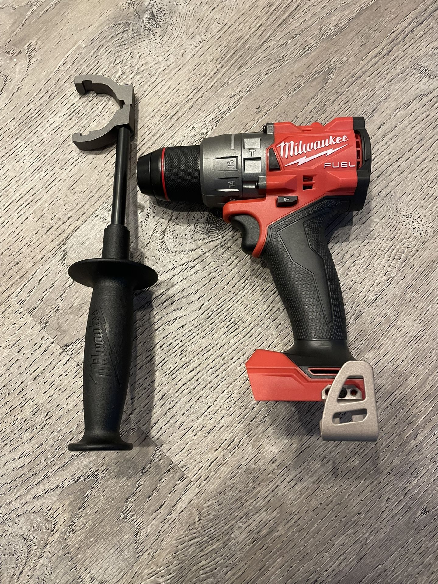 New Milwaukee Drill M18 Fuel (Tool Only Solo Herramienta)