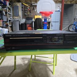 CD Music Player