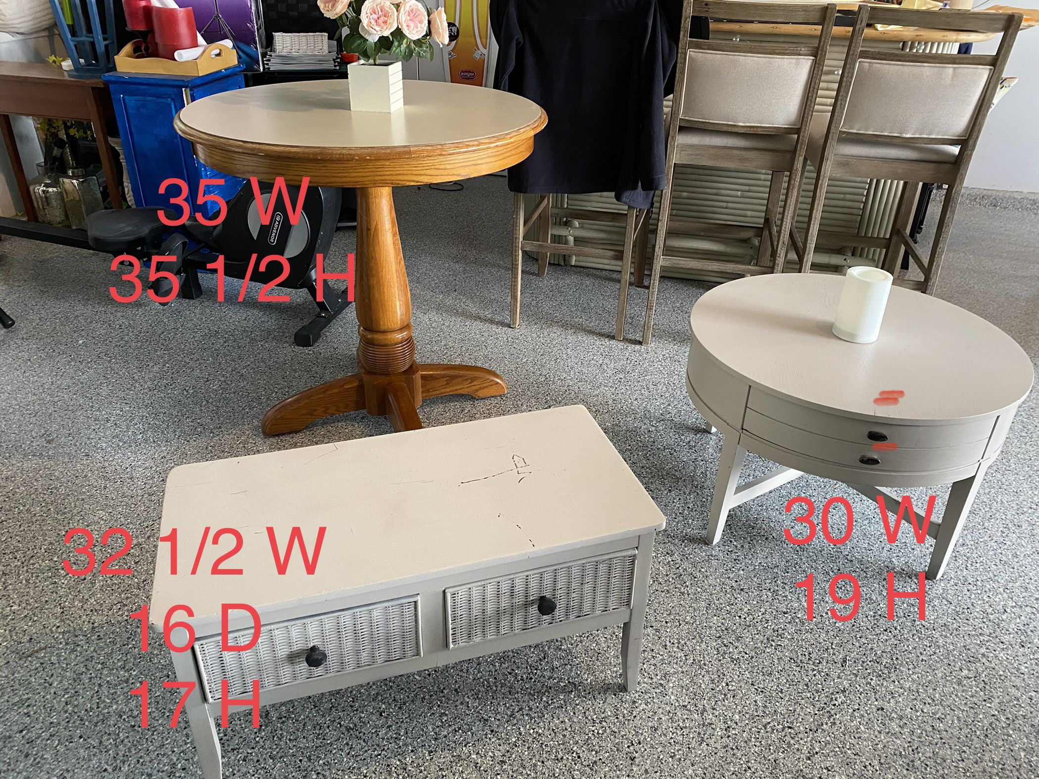 Oak Pedestal wood pub table. Table only. Measurements in images. Pick up Roselle.