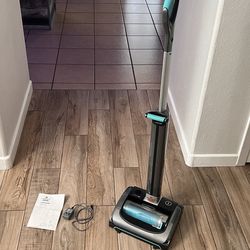 Bissell AirRam wireless rechargeable vacuum