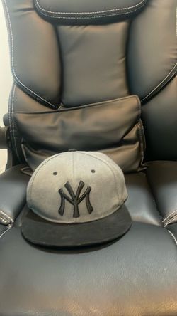 New York Yankees hat