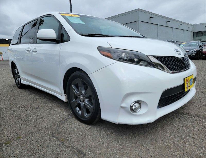 2015 Toyota Sienna