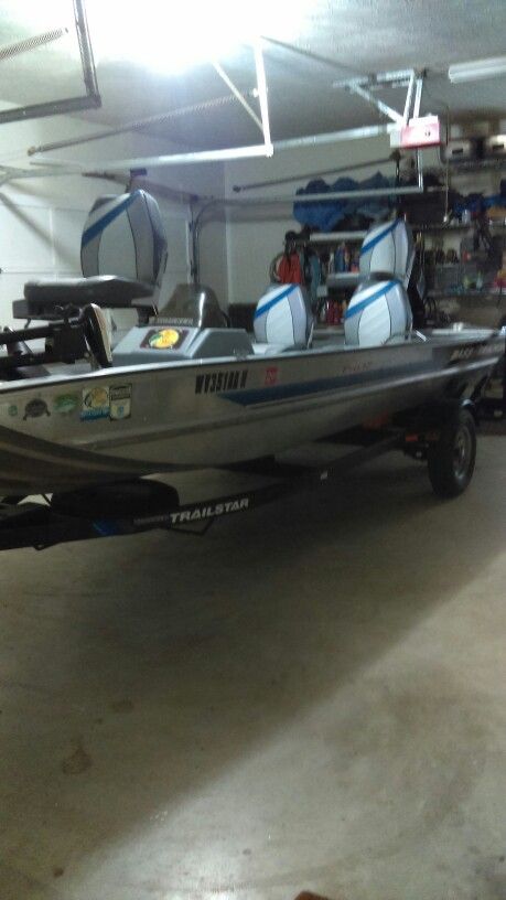 1993 bass tracker