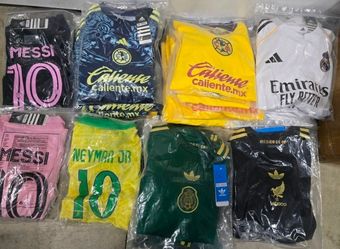 KIDS KITS DIFFERET TEAM AMERICA CHIVAS REAL MADRID MESSI RONALDO $40. CASH PLEASE!!