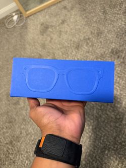Meta glasses