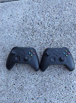 Xbox controllers
