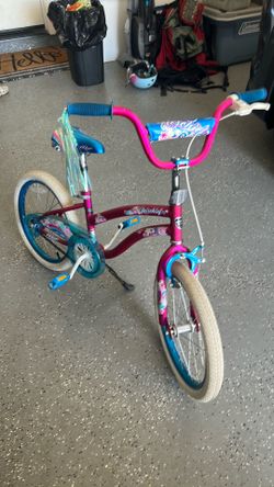 Girls bike