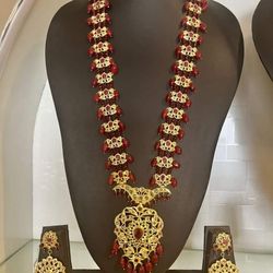 gold plated gems necklace 