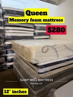 Queen size memory foal mattress (blue gel)