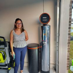 Water softener $999 with install  SPECIAL FOR END OF THE YEAR SALE ❄️ 🔔 