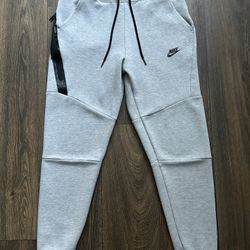 Nike Tech Fleece Joggers Sweatpants 