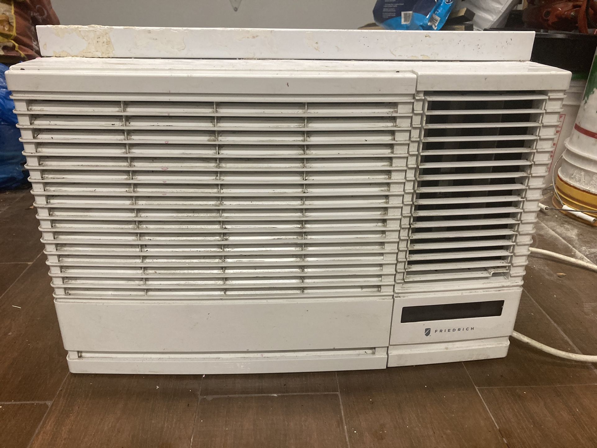 Friedrich Wall Air Conditioner- Cp18g30b 18000btu