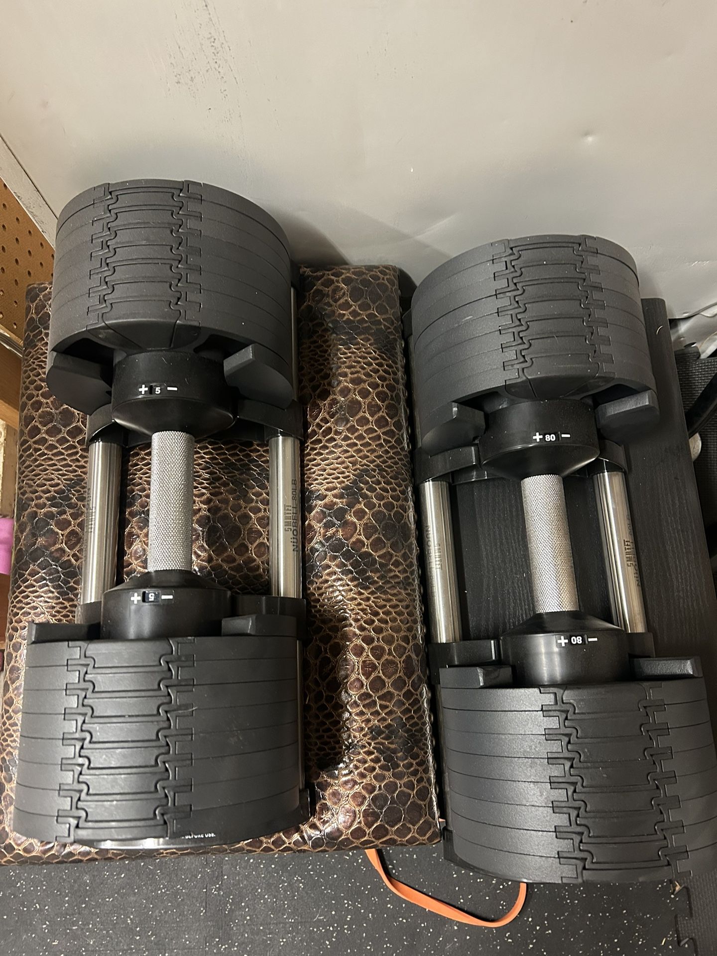 Nuobell Adjustable Dumbbell 5-80