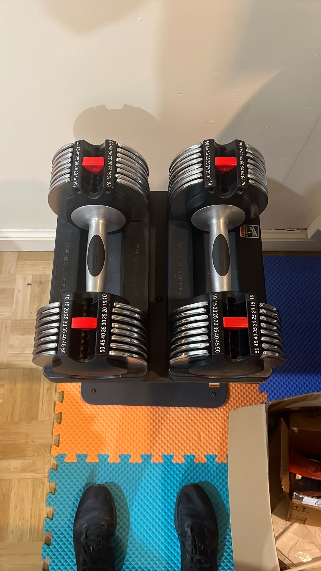 Pair Of Adjustable Dummbells