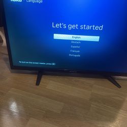 32’ Inches Westinghouse No Roku Included