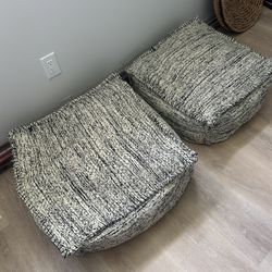 2 Outdoor/indoor Floor Cushions 