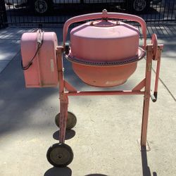 Harbor Freight, Central Mechinery 3-5 Cu. Feet Cement, Mixer. 