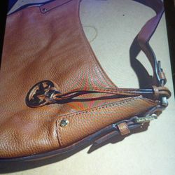 MICHAEL KORS BROWN GENUINE LEATHER HANDBAG