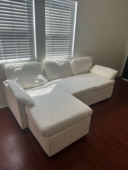 Pull out couch