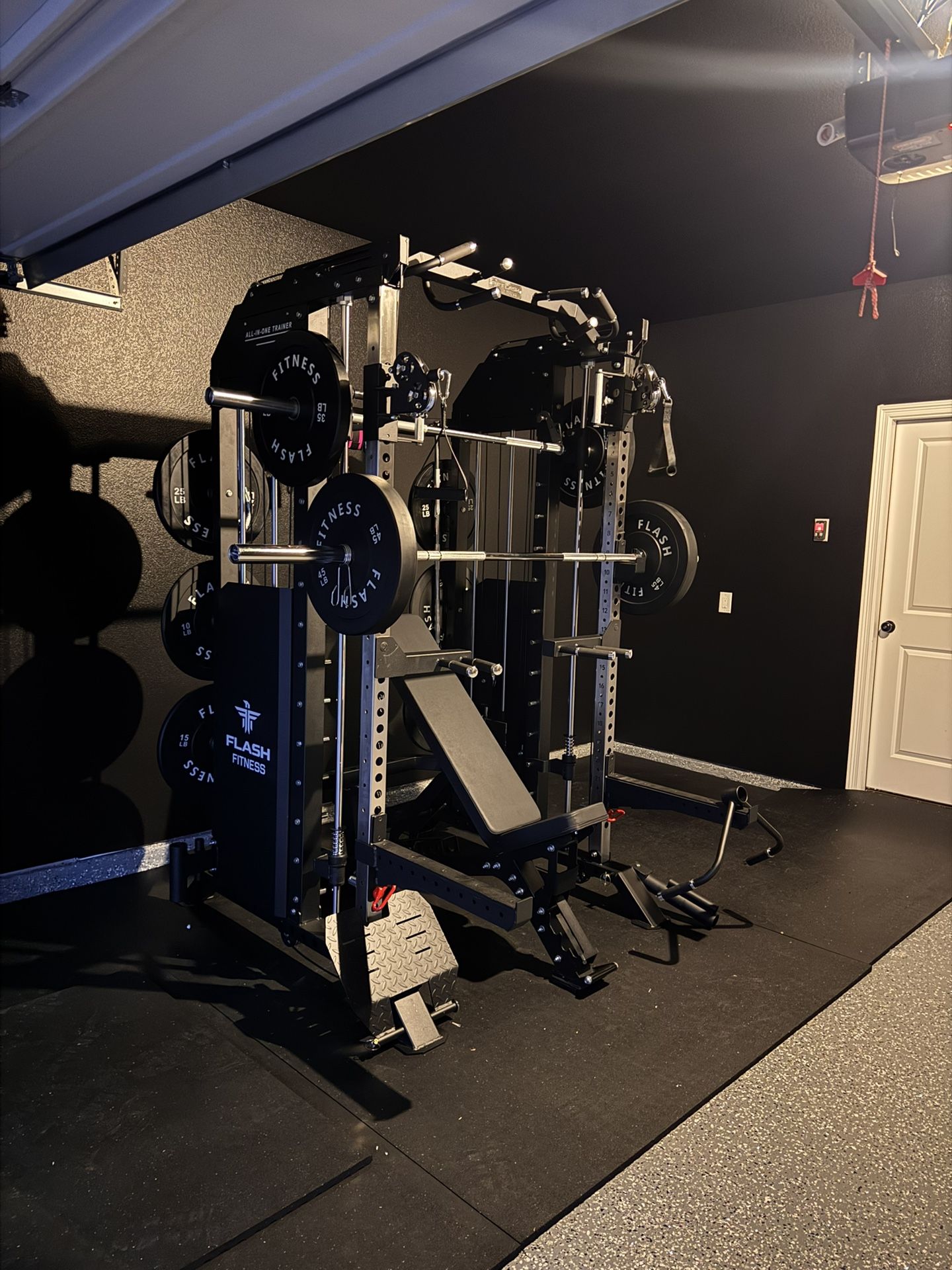 Flash F50 Smith Machine Combo New In The Box β
π¦
