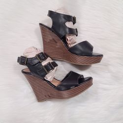 Daisy Fuentes womam shoes 7.5m