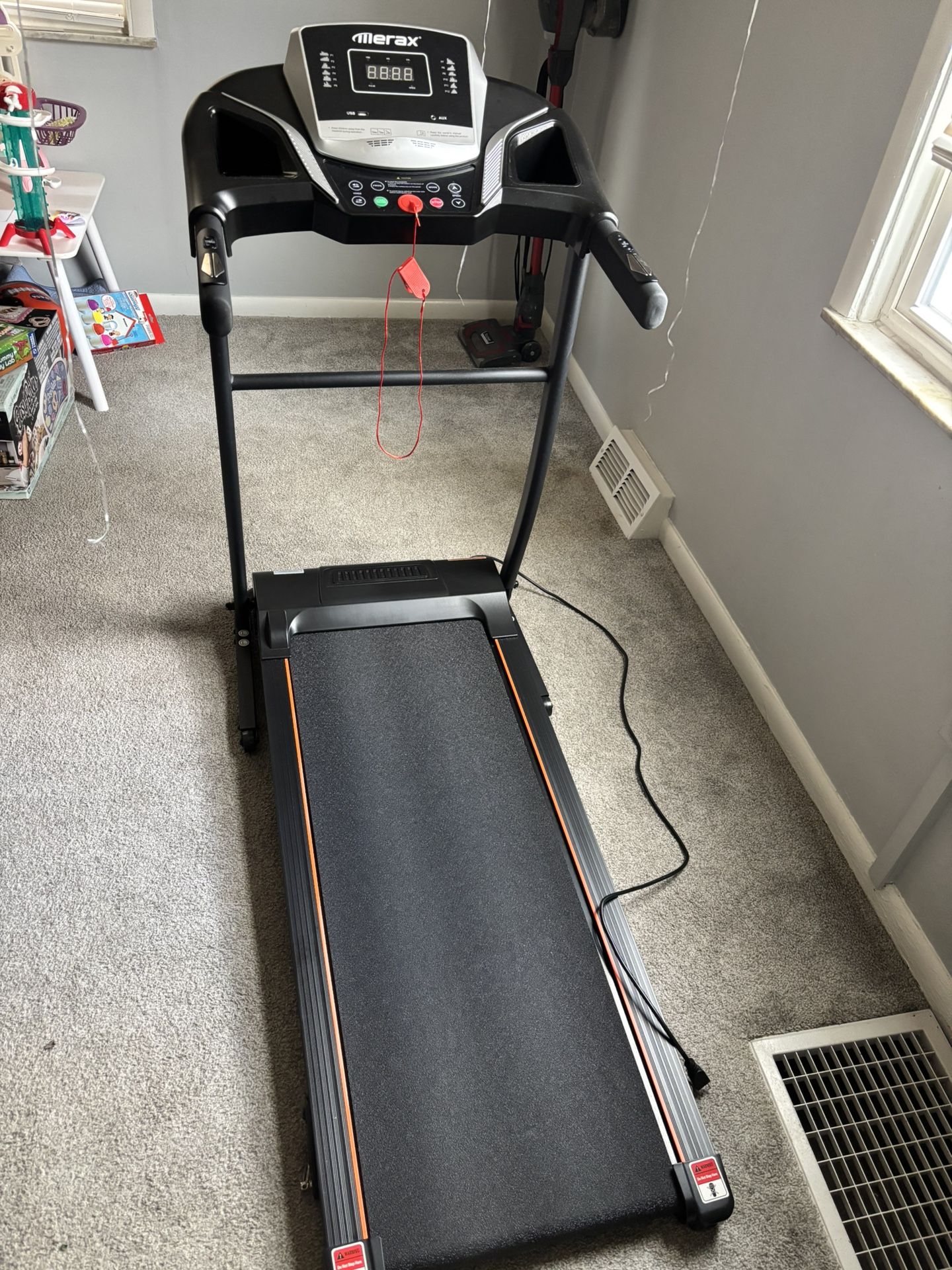 FREE MERAX TREADMILL
