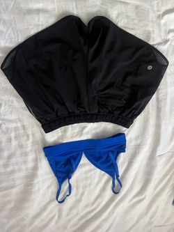 Lululemon size 4