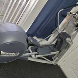 PRECOR ELLIPTICAL