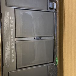 MacBook Air (2010 To 2017) OEM Battery 55% Life Left!