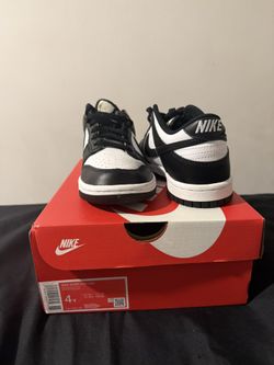 Nike Dunks