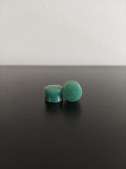 5/8" Jade Pluggs 
