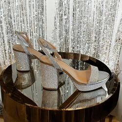 BCBGeneration Silver Pristal Rhinestone Platform Buckle Dress Sandals  - Size 8.5 