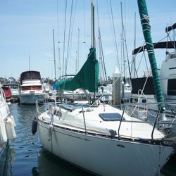 1980 C&C 34 Racer/Cruiser Sailboat