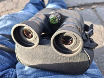 2012 Canon 8x12 Image Stabilizer Binoculars