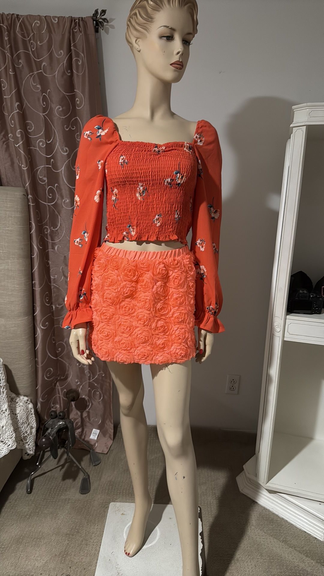 Textured (roses) mini skirt. Perfect for a chic look Cherokee .