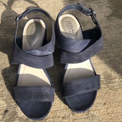 Women’s Sz 7M Alfani Shoes Step N Flex Regann Navy Blue Sandal