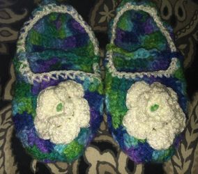 Girl slippers