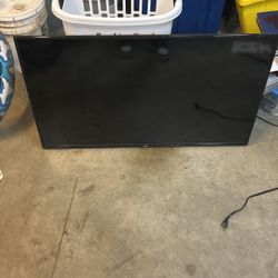 RCA Tv.  37-43