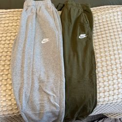 Nike Joggers 