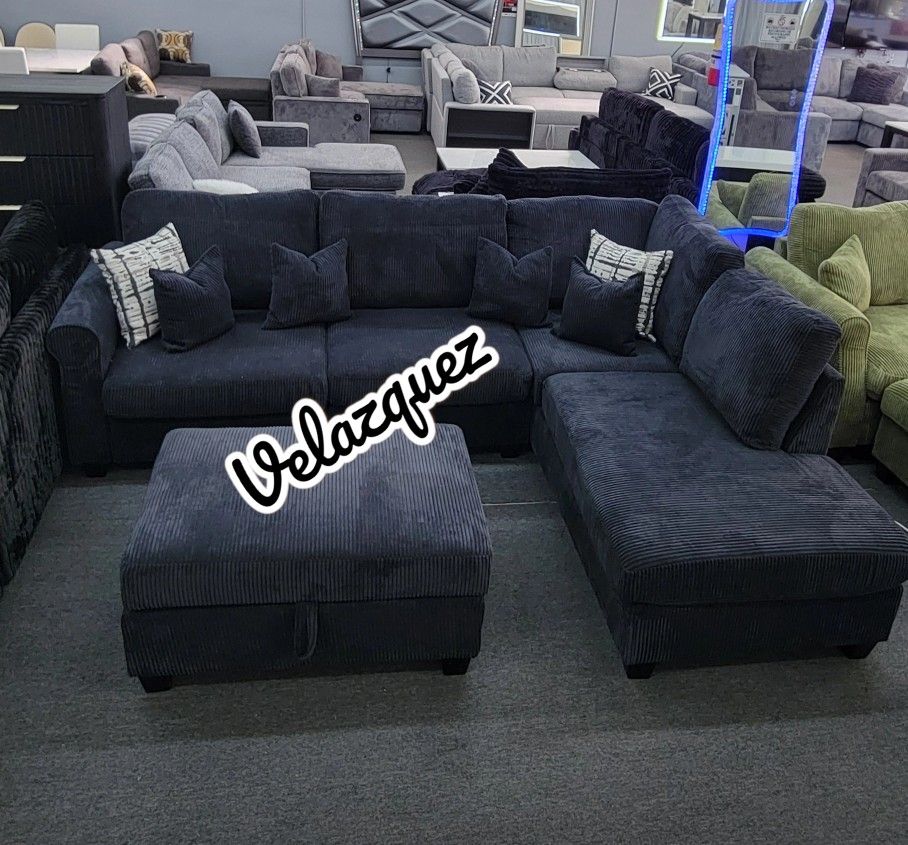 ✅️✅️3 pc black corduroy fabric sectional sofa with USB plugs rounded arms with chaise and storage ottoman✅️